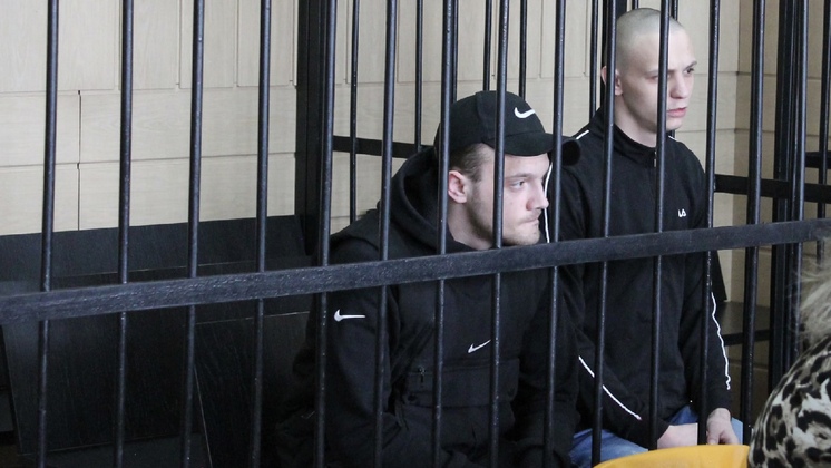 В Новосибирске убийц случайного прохожего отправили в тюрьму на 17 лет