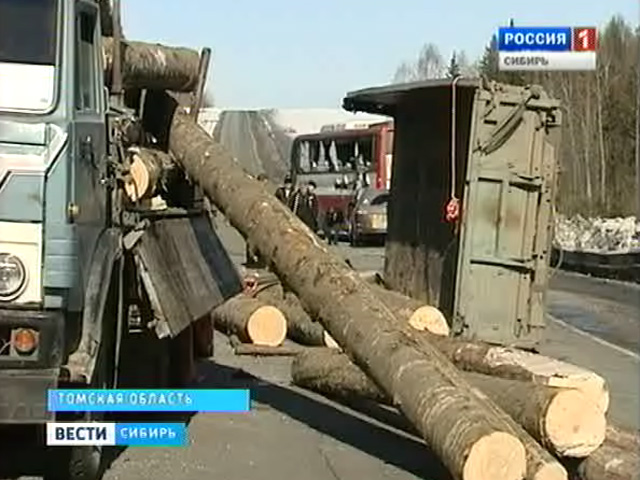 Авария в Томской области. Лесовоз и автобус не разъехались на мосту