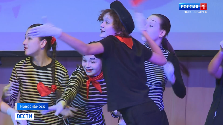 Фестиваль любительского театра «Чеховский день» прошёл в Новосибирске