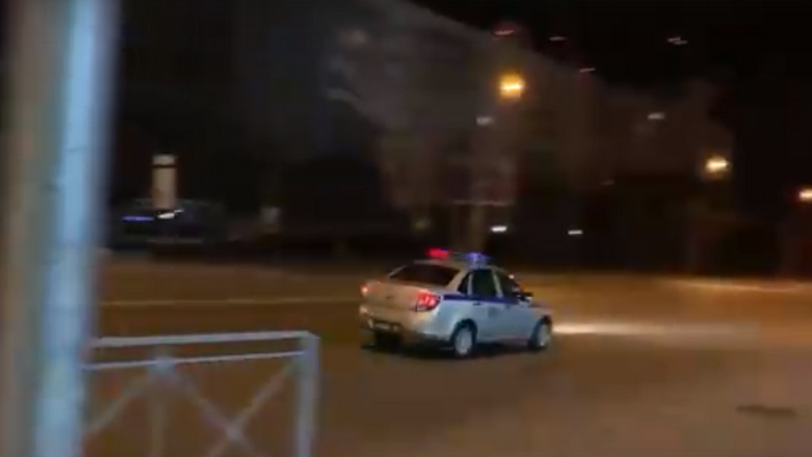 В Новосибирске полицейские на шести патрульных авто преследовали таксиста