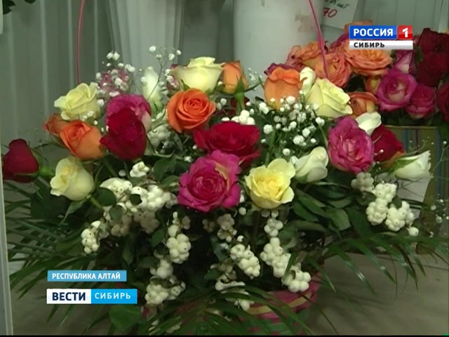 Более 3 миллионов экзотических цветов завезли в Новосибирск накануне 8 марта