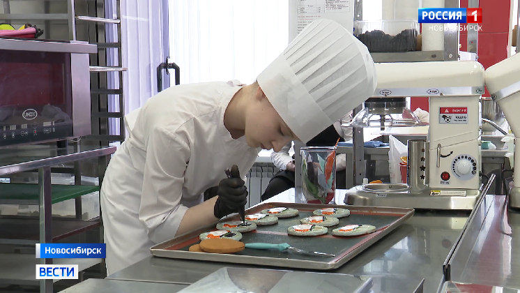Кондитеры соревнуются за звание лучших на чемпионате в Новосибирске