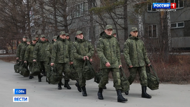 Из Новосибирска к местам службы отправились первые в 2026 году призывники