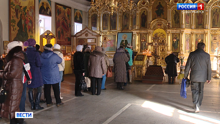 Молебен во имя святого Николая провели на месте снесенного храма в Новосибирске