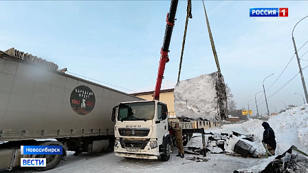 Новосибирские волонтёры отправили ленту-броню для бойцов спецоперации