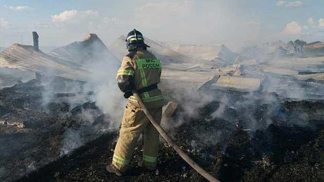 Новосибирские следователи начали проверки в связи с гибелью двух мужчин в пожарах