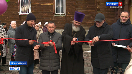 В крупнейшем спальном районе Новосибирска построили новый сквер