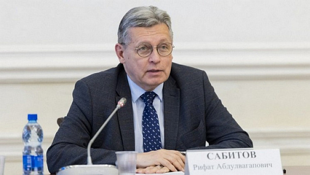 Владимир Путин наградил орденом «За заслуги перед Отечеством» Рифата Сабитова