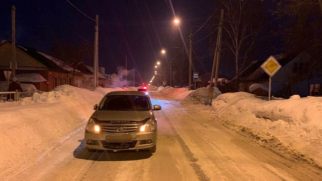 Вышедший на дорогу девятилетний мальчик попал под колеса машины в Бердске