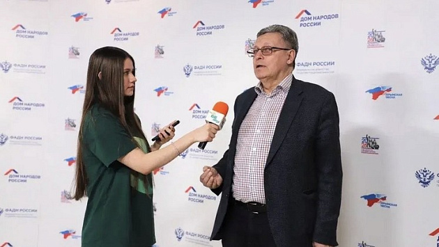 Рифат Сабитов принял участие во всероссийском диктанте «Россия — семья семей»