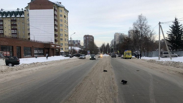 Водитель на Тoyota насмерть сбил 62-летнюю женщину в Первомайском