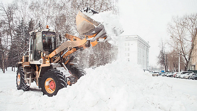 Где в Новосибирске уберут и вывезут снег днём 30 января