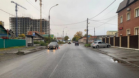 В Новосибирске автомобиль сбил восьмилетнего ребенка на улице Пролетарской