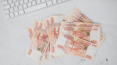 Жительница Новосибирска оплатила 5,9 миллионов рублей долга ради должности