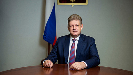 Полпред в СФО Анатолий Серышев поздравил сибиряков с Днём медицинского работника