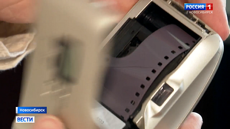 В Новосибирск возвращается мода на пленочную фотографию и виниловые пластинки