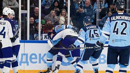 Хоккейная «Сибирь» обыграла «Барыс» на домашнем льду со счётом 4:1