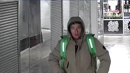 Сервис доставки прокомментировал дикую выходку своего курьера в Новосибирске