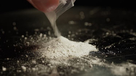 Новосибирец ответит перед судом за контрабанду наркотических прекурсоров