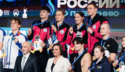 Новосибирские пловцы привезли три золотые медали с чемпионата России