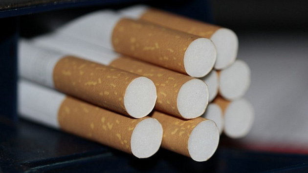 В Новосибирске будут судить мужчину за незаконную торговлю четырьмя тысячами пачек сигарет 