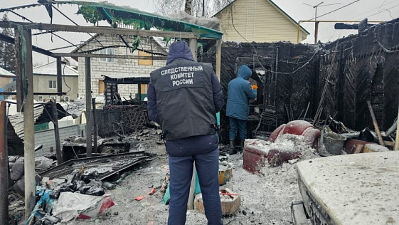 В Новосибирске маленькая девочка с мамой и бабушкой погибли в страшном пожаре