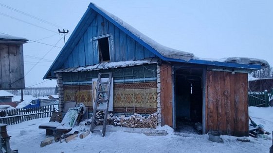 Три человека сгорели в пожаре в частном доме под Новосибирском