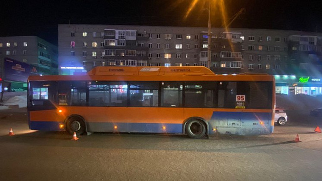 В автобус с 40 пассажирами врезался троллейбус в центре Новосибирска