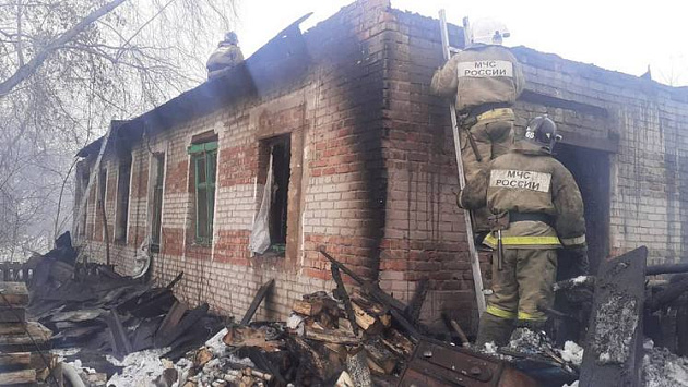 Глава СКР потребовал доклад о гибели детей в пожаре под Новосибирском