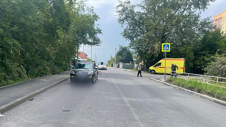 В Новосибирске автомобиль насмерть сбил 64-летнюю бабушку на пешеходном переходе