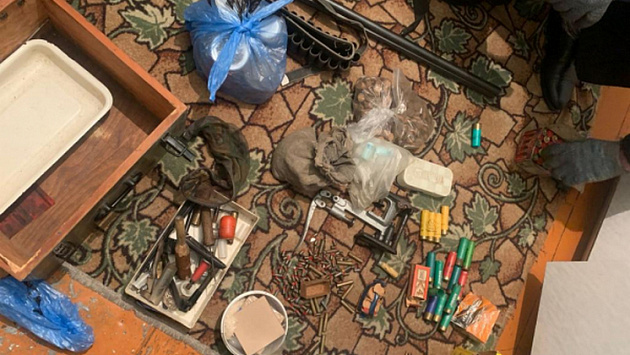 Взрывчатку и детонатор нашли полицейские у жителя Новосибирской области