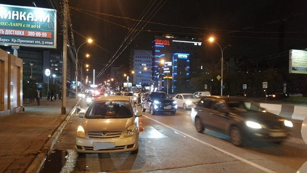  В Новосибирске двух мальчиков сбила машина в центре города