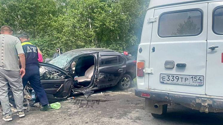 Пять человек отправились в больницу после аварии на новосибирской трассе