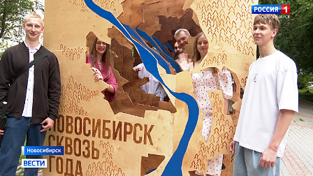 В Новосибирске будущие архитекторы создали уникальные инсталляции из дерева